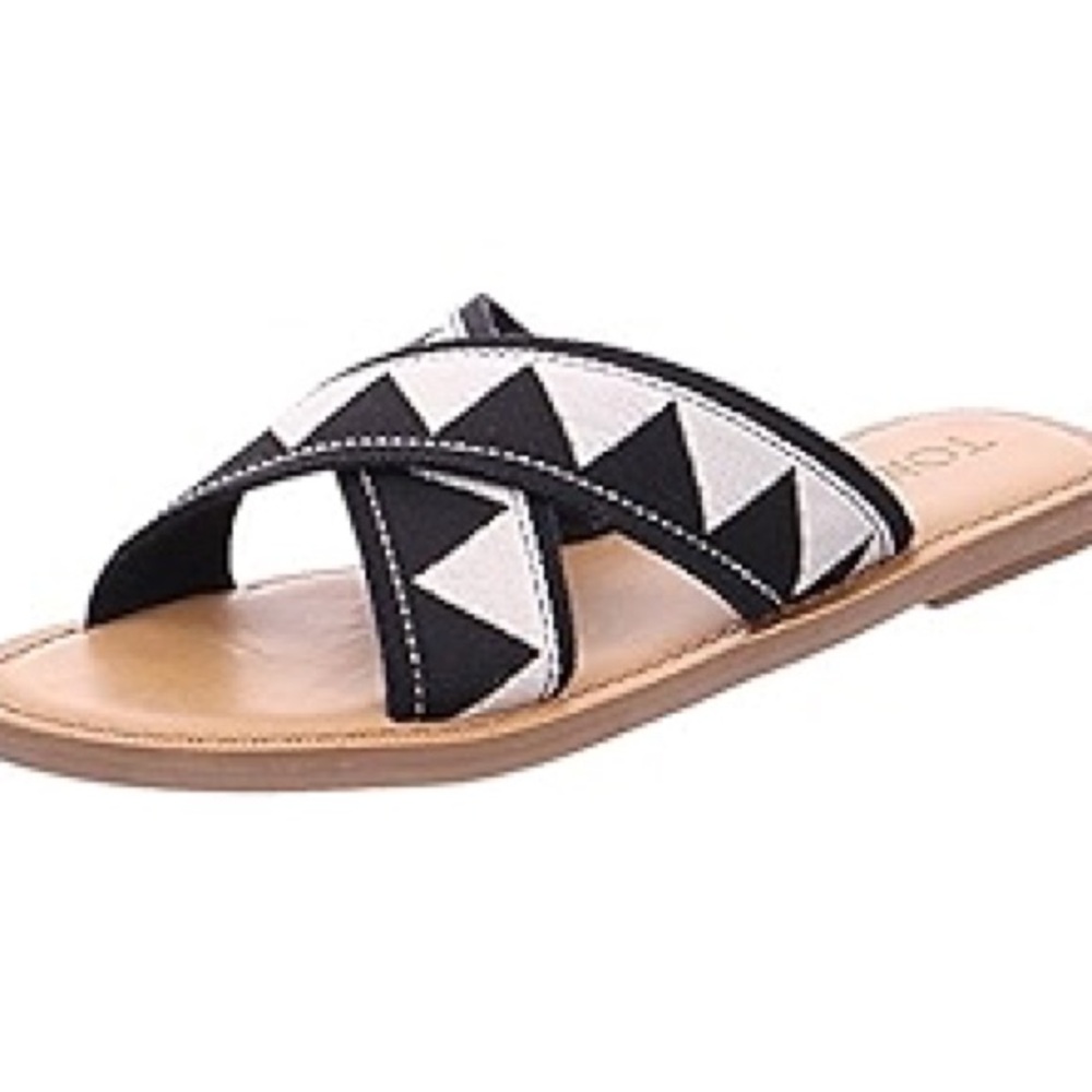 TOMS Women's Geometric Black and White Sandals